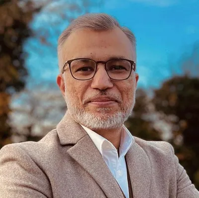 Dr Imran Mughal portrait